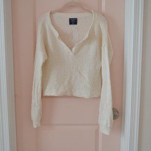 Abercrombie & Fitch V Neck Cream/Off White Crop Sweater